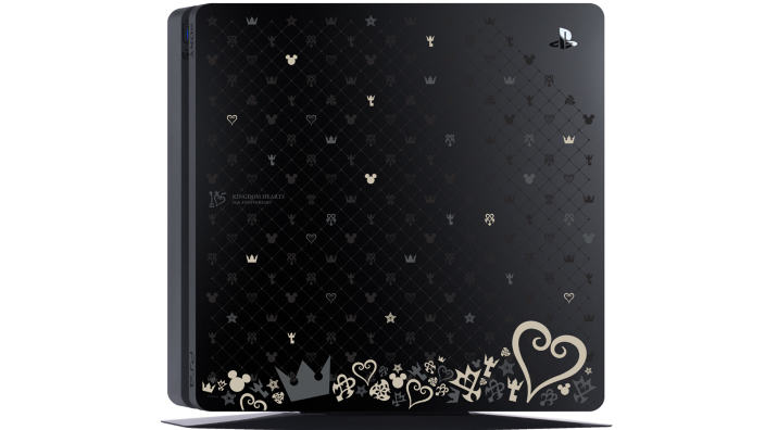 Una PlayStation 4 speciale per festeggiare Kingdom Hearts